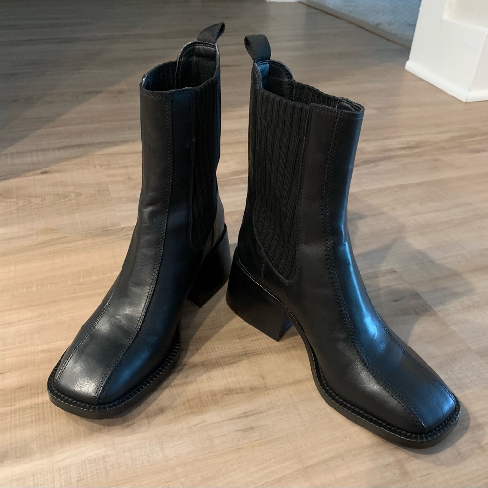 Sam Edelman Dasha Chelsea leather boots